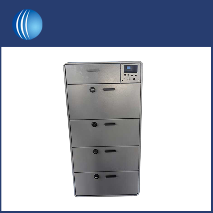 Wykonana na zamówienie szafka na poufne akta